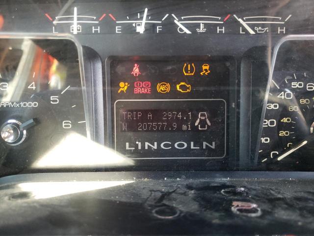 5LMJJ2H51AEJ05947 - 2010 LINCOLN NAVIGATOR BLACK photo 8