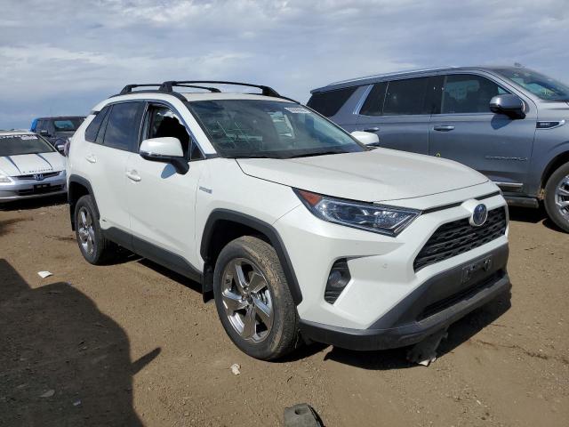 2T3B6RFV8MW026412 - 2021 TOYOTA RAV4 XLE P WHITE photo 1