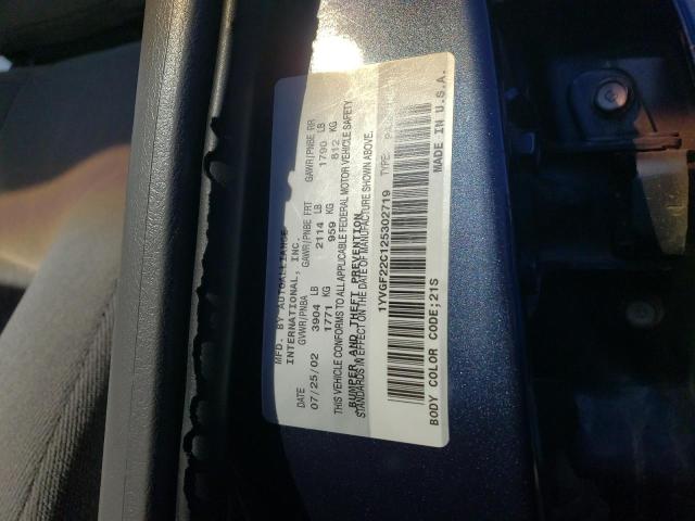 1YVGF22C125302719 - 2002 MAZDA 626 LX BLUE photo 10