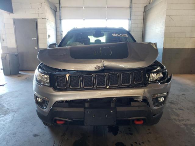 3C4NJDDB3KT800044 - 2019 JEEP COMPASS TR GRAY photo 7