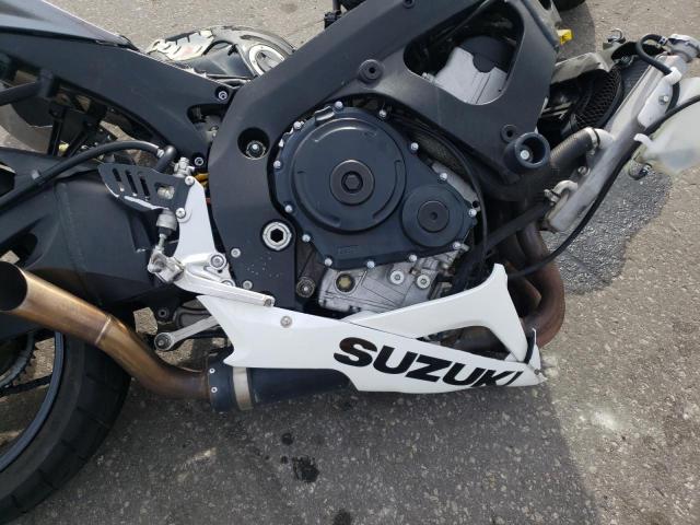 JS1GN7DA162110087 - 2006 SUZUKI GSX-R600 K WHITE photo 7