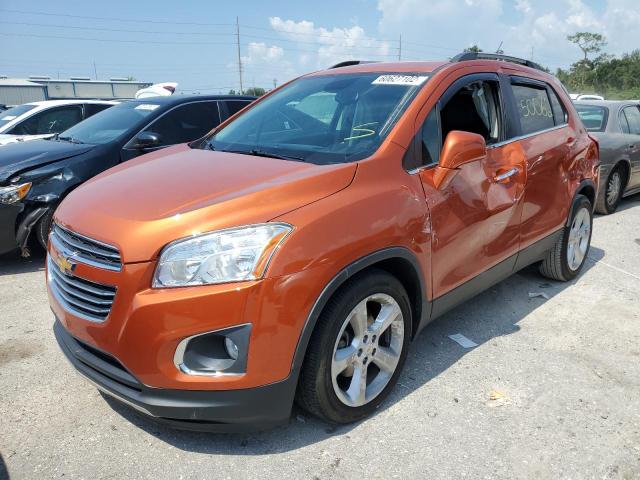 KL7CJNSB0FB210856 - 2015 CHEVROLET TRAX LTZ ORANGE photo 2