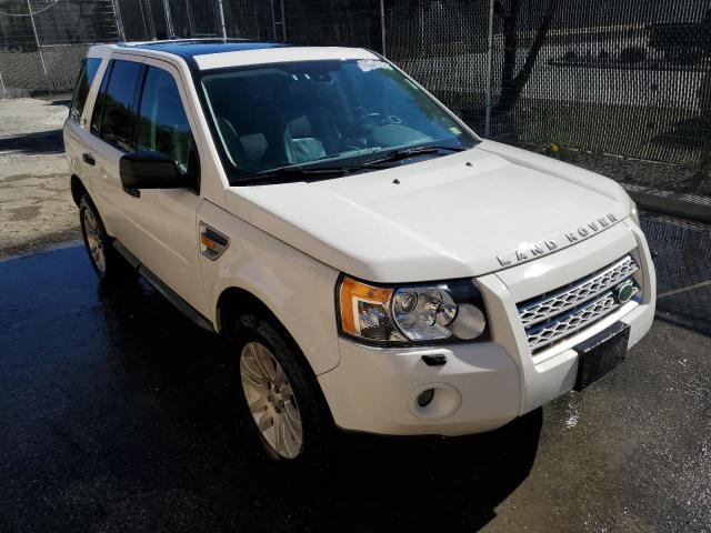 SALFS24NX8H046138 - 2008 LAND ROVER LR2 SE TEC WHITE photo 1