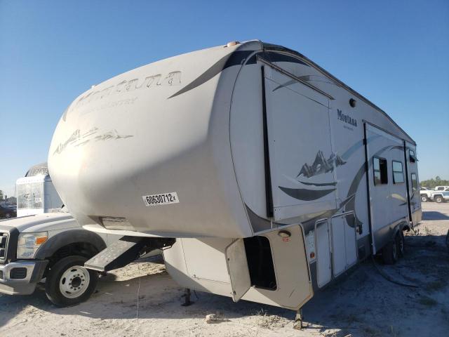 4YDF33329BA740334 - 2011 KEYSTONE MONTANA SILVER photo 2