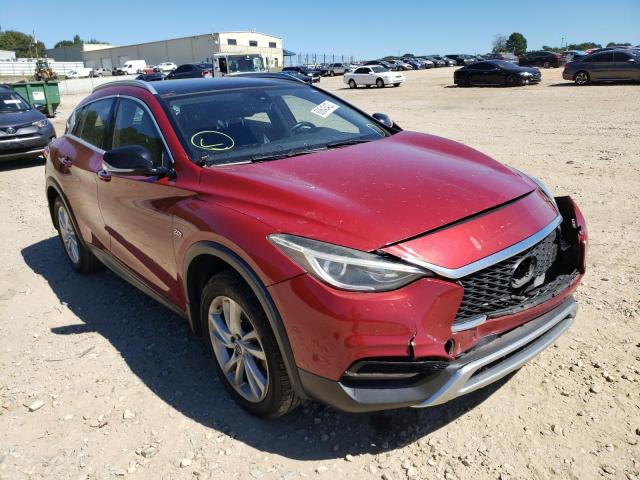 SJKCH5CR9HA021400 - 2017 INFINITI QX30 BASE RED photo 1