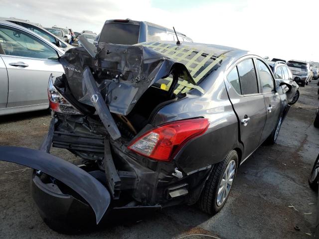 3N1CN7APXFL960511 - 2015 NISSAN VERSA S GRAY photo 4