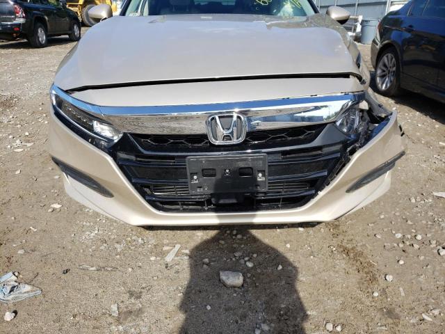 1HGCV1F14JA225944 - 2018 HONDA ACCORD LX GOLD photo 9