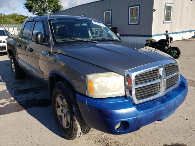 1D7HW48N55S115798 - 2005 DODGE DAKOTA QUA TWO TONE photo 1