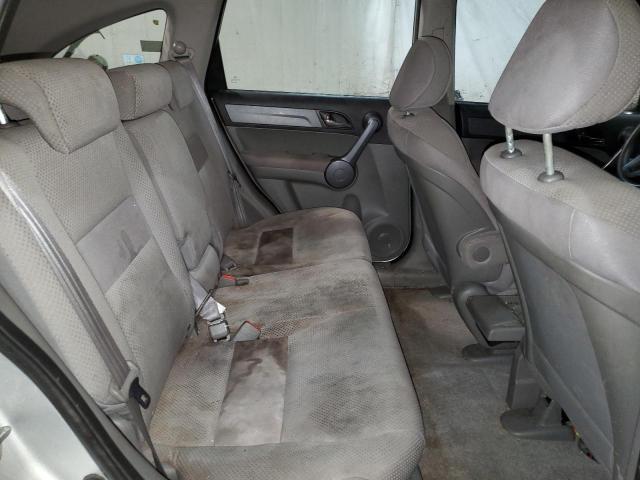 5J6RE48369L027448 - 2009 HONDA CR-V LX SILVER photo 6