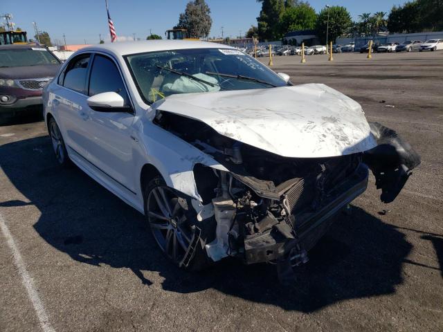 1VWDT7A37HC063386 - 2017 VOLKSWAGEN PASSAT R-L WHITE photo 1