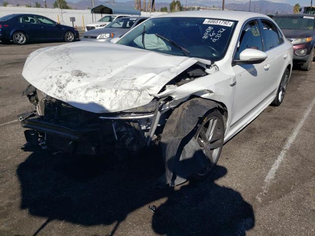 1VWDT7A37HC063386 - 2017 VOLKSWAGEN PASSAT R-L WHITE photo 2
