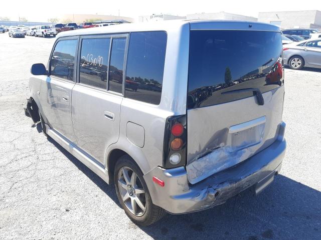 JTLKT324154018397 - 2005 TOYOTA SCION XB Silber Foto 3