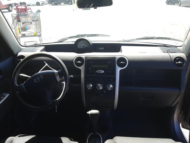 JTLKT324154018397 - 2005 TOYOTA SCION XB Silber Foto 9