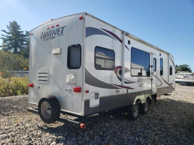 4YDT30R22C7201576 - 2012 KEYSTONE HORNET WHITE photo 4