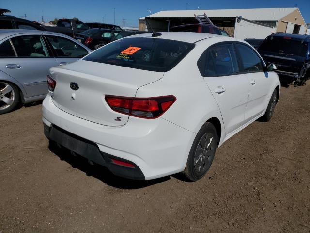 3KPA24AB9KE211116 - 2019 KIA RIO S WHITE photo 4