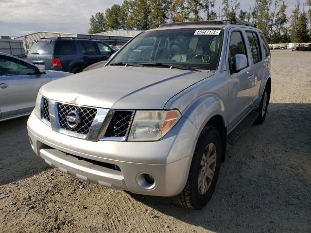 5N1AR18W05C789311 - 2005 NISSAN PATHFINDER SILVER photo 2