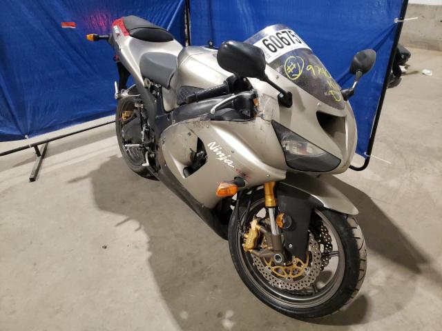 JKBZXJC175A002123 - 2005 KAWASAKI ZX636 C1 GRAY photo 1