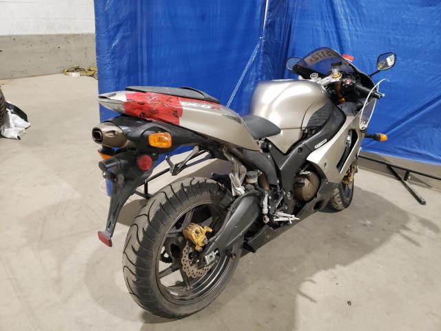 JKBZXJC175A002123 - 2005 KAWASAKI ZX636 C1 GRAY photo 4