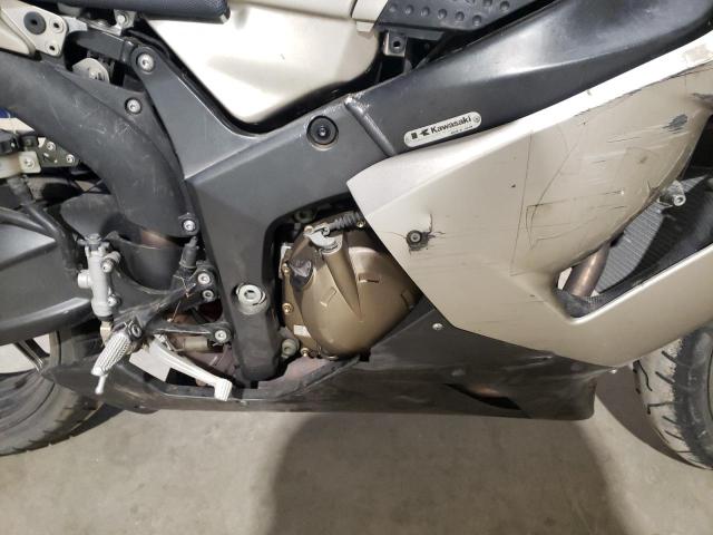 JKBZXJC175A002123 - 2005 KAWASAKI ZX636 C1 GRAY photo 7