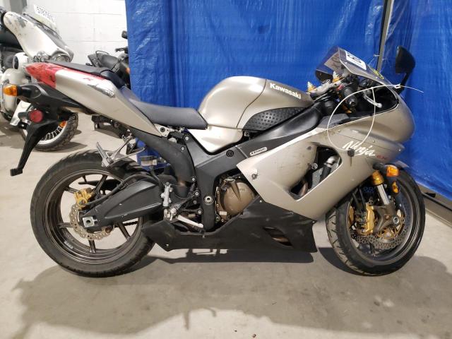 JKBZXJC175A002123 - 2005 KAWASAKI ZX636 C1 GRAY photo 9