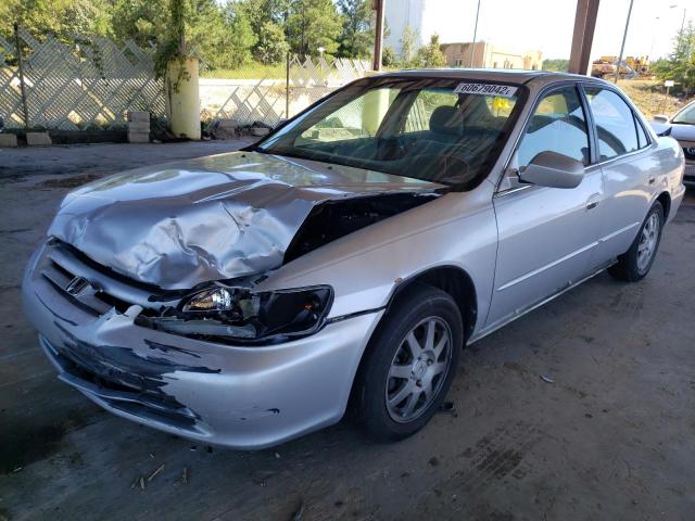 1HGCG56792A081377 - 2002 HONDA ACCORD SE SILVER photo 2