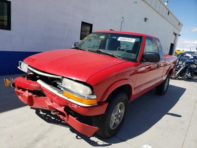 1GCDT19W61K127041 - 2001 CHEVROLET S TRUCK S1 RED photo 2