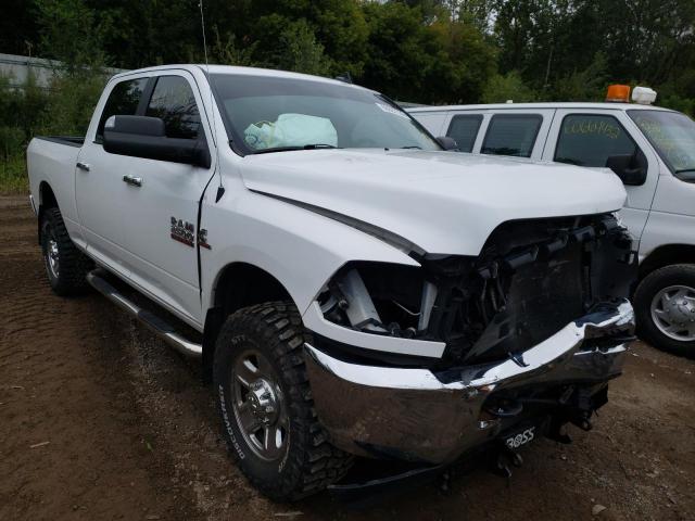 3C6UR5DL9GG268468 - 2016 RAM 2500 SLT 白色 照片 1