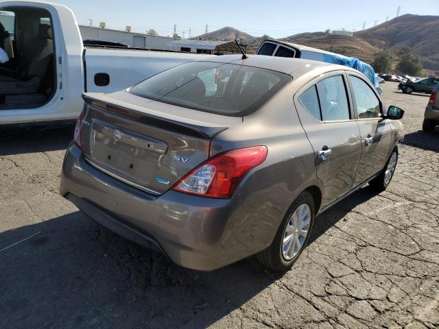 3N1CN7AP0FL915139 - 2015 NISSAN VERSA S GRAY photo 4