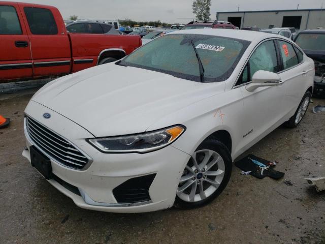 3FA6P0MU1KR235468 - 2019 FORD FUSION SEL WHITE photo 2