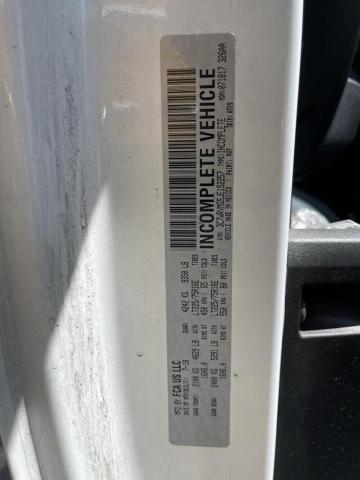 3C7WRVMG5JE152257 - 2018 RAM PROMASTER Weiß Foto 10