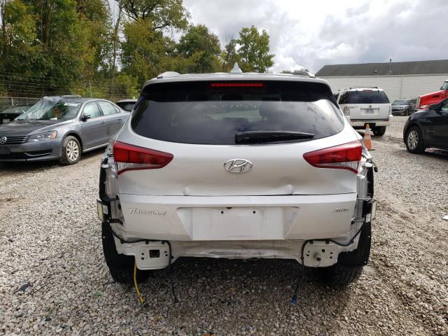 KM8J3CA48JU717394 - 2018 HYUNDAI TUCSON SEL SILVER photo 9