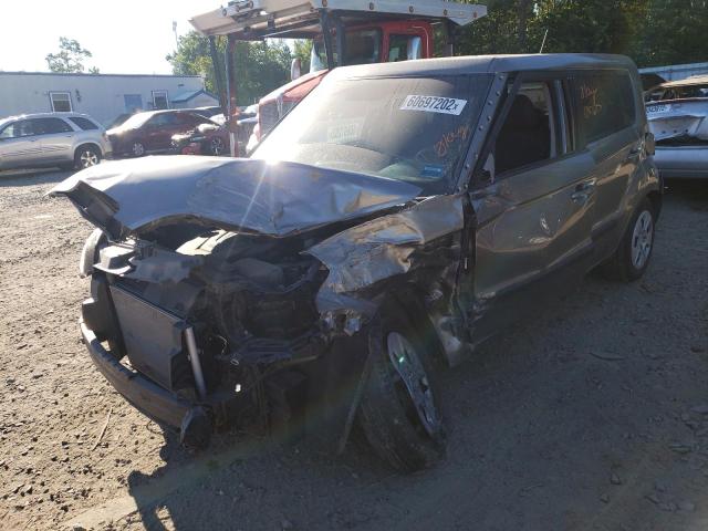 KNDJT2A54D7606173 - 2013 KIA SOUL GRAY photo 2