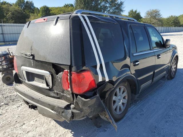 5LMFU28R24LJ41601 - 2004 LINCOLN NAVIGATOR შავი ფოტო 4