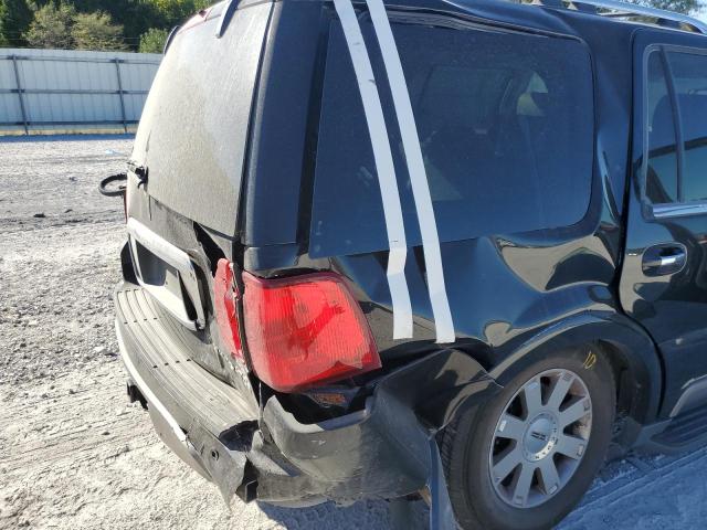 5LMFU28R24LJ41601 - 2004 LINCOLN NAVIGATOR შავი ფოტო 9