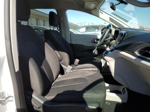 2C4RC1CG1JR157363 - 2018 CHRYSLER PACIFICA L WHITE photo 5