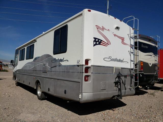 3FCNF53S4XJA10537 - 1999 FLEETWOOD MOTOR HOME BEIGE photo 3