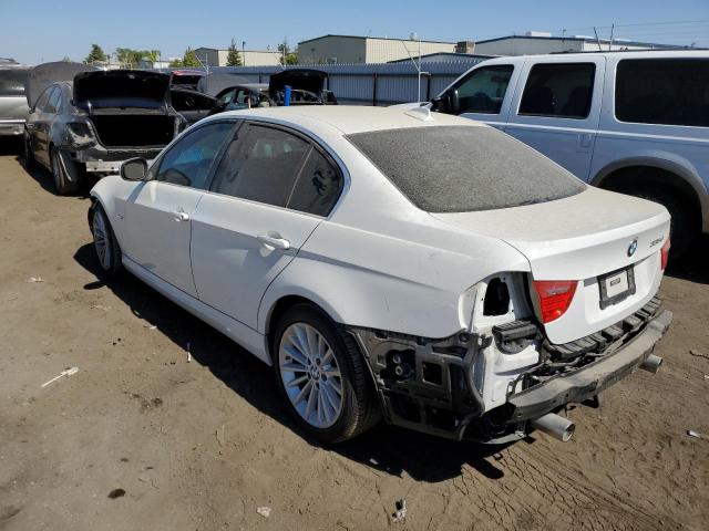 WBAPN7C52BA949950 - 2011 BMW 335 D WHITE photo 3