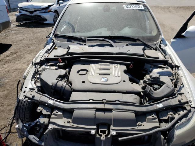 WBAPN7C52BA949950 - 2011 BMW 335 D WHITE photo 7