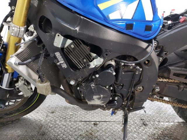 JS1GR7MA8F2100242 - 2015 SUZUKI GSX-R750 BLUE photo 6