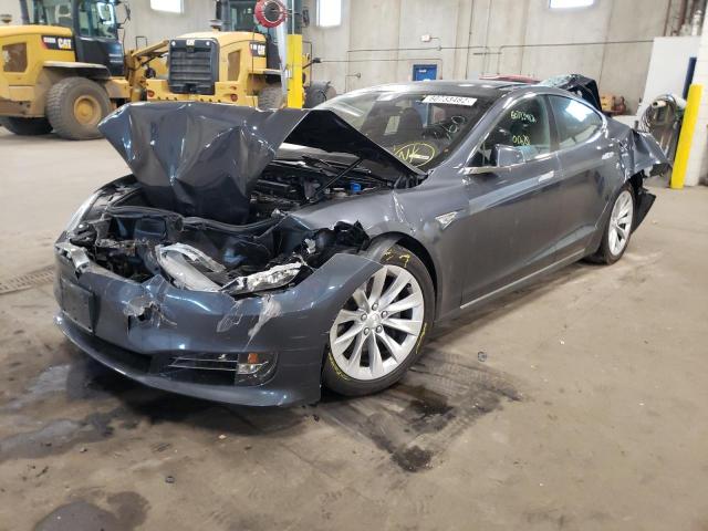 5YJSA1E23GF160052 - 2016 TESLA MODEL S Grafit foto 2