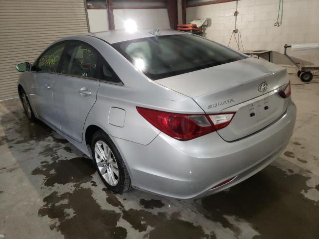 5NPEB4AC8BH089774 - 2011 HYUNDAI SONATA GLS SILVER photo 3