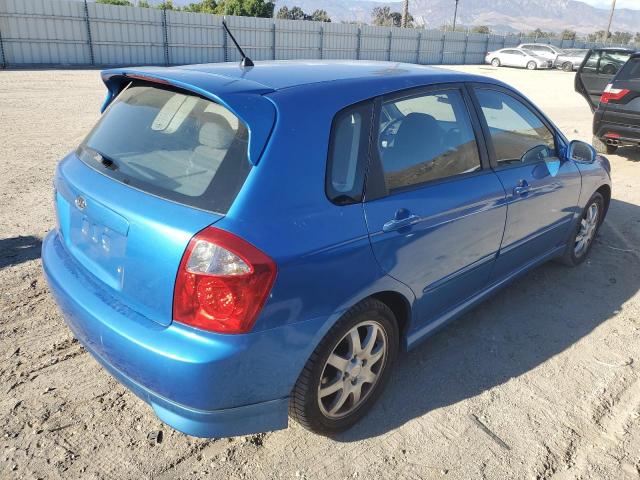 KNAFE161765241693 - 2006 KIA SPECTRA5 BLUE photo 4