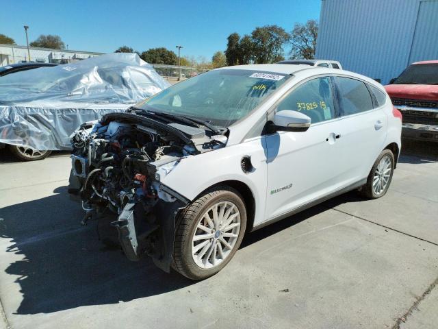 1FADP3R44FL262041 - 2015 FORD FOCUS BEV WHITE photo 2