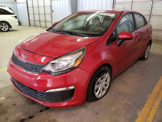 KNADM4A37H6061115 - 2017 KIA RIO LX RED photo 2