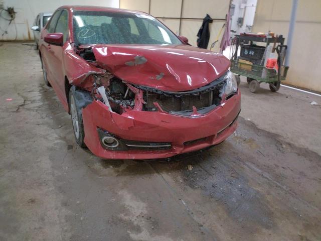 4T1BF1FK9CU586146 - 2012 TOYOTA CAMRY BASE RED photo 9