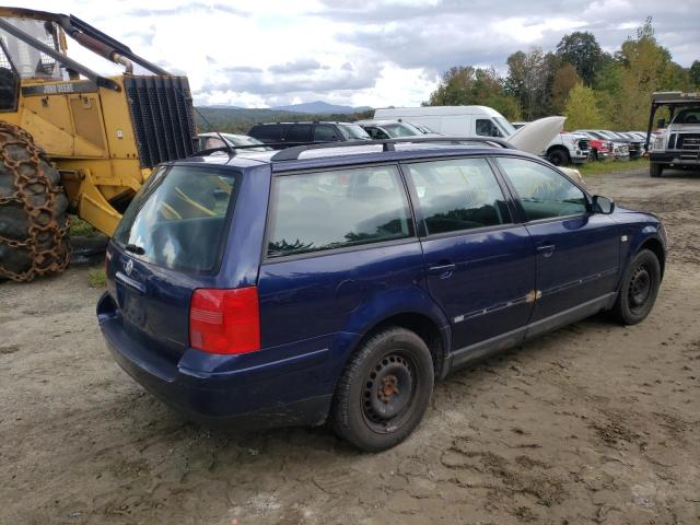 WVWHC63B51E006035 - 2001 VOLKSWAGEN PASSAT GLS BLACK photo 4