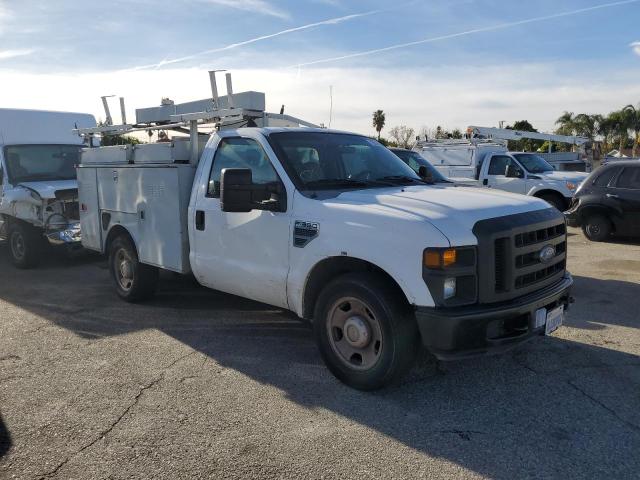 1FTWF30528EA29438 - 2008 FORD F350 SRW S WHITE photo 4