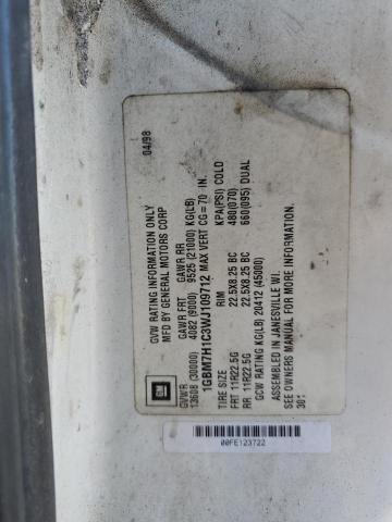 1GBM7H1C3WJ109712 - 1998 CHEVROLET C-SERIES C WHITE photo 10