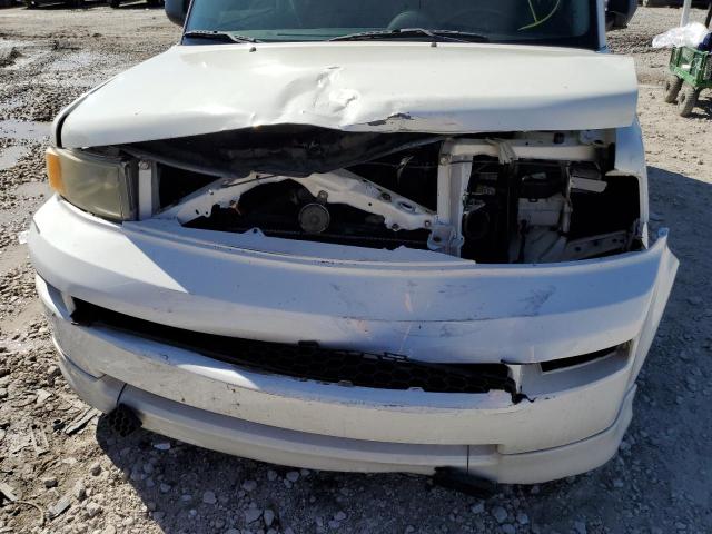 JTLKT324864048823 - 2006 TOYOTA SCION XB Beyaz fotoğraf 9