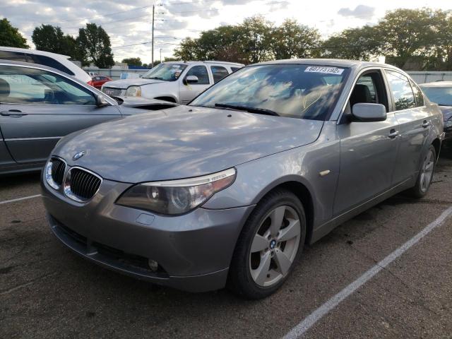 WBANF73577CY16634 - 2007 BMW 530 XI SILVER photo 2